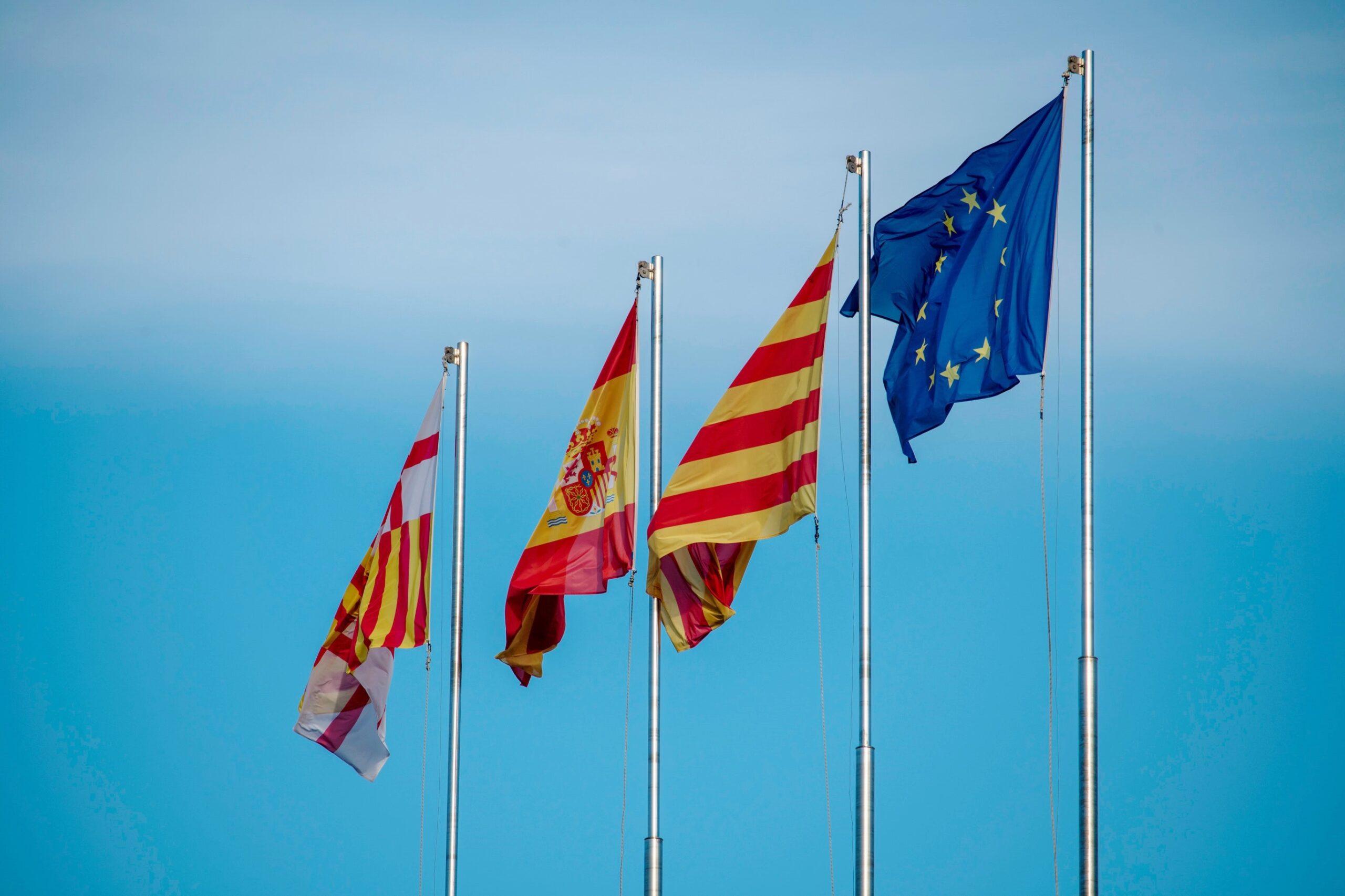 Wonen in Spanje, werken in Nederland of België een uitleg Your catalan contact